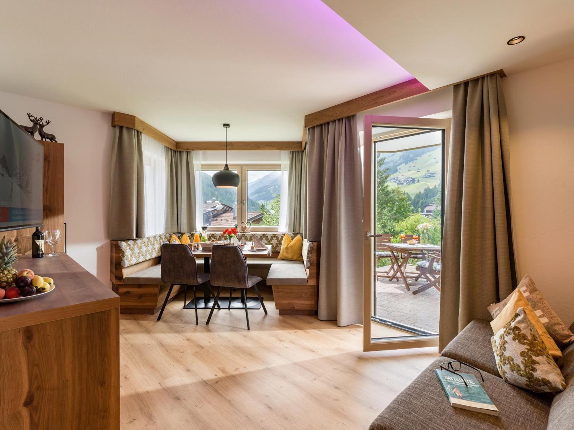 Schöne Aussicht Appartements Tux Exterior foto
